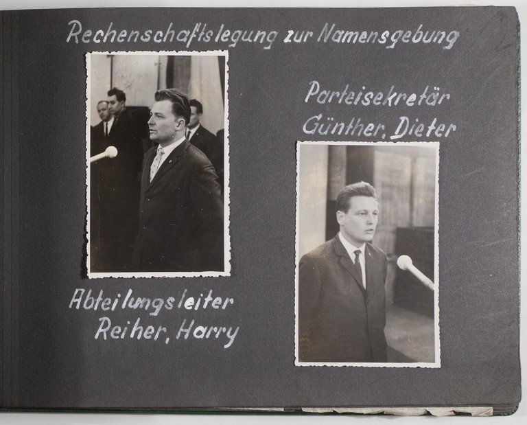 Cerimonia per l’apposizione del nome/ segretario del partito Günther Dieter / caporeparto Reiher Harry